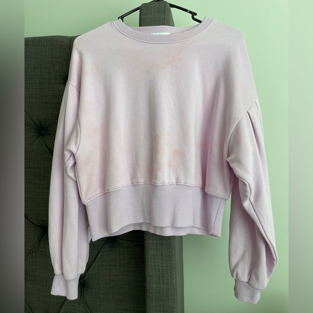 Vestibule purple crop sweater.
